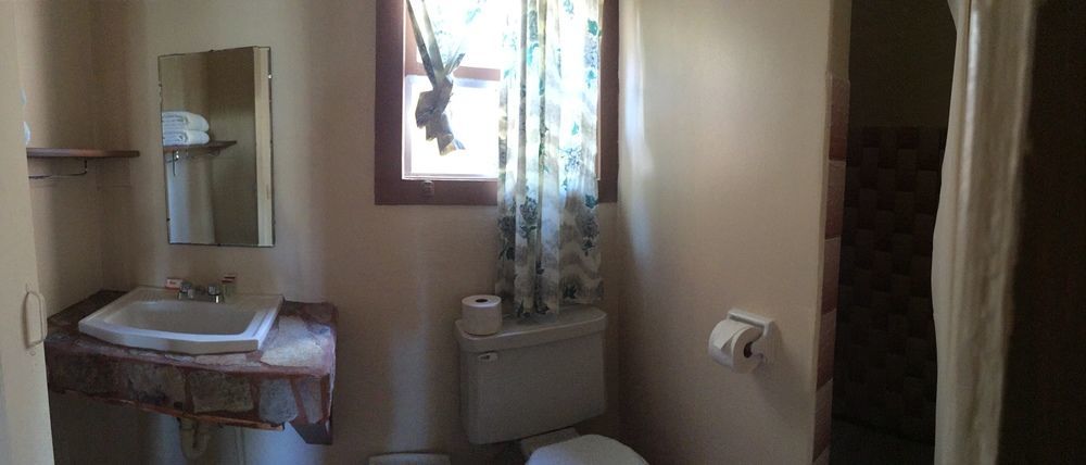 Old Mill Hotel San Quintin 外观 照片