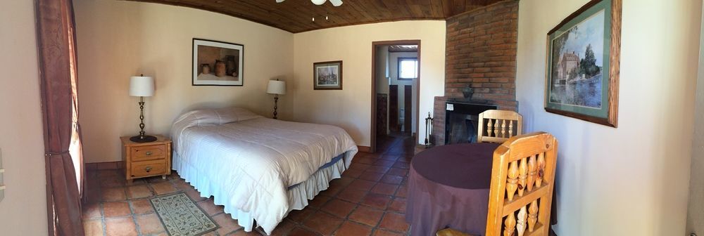 Old Mill Hotel San Quintin 外观 照片