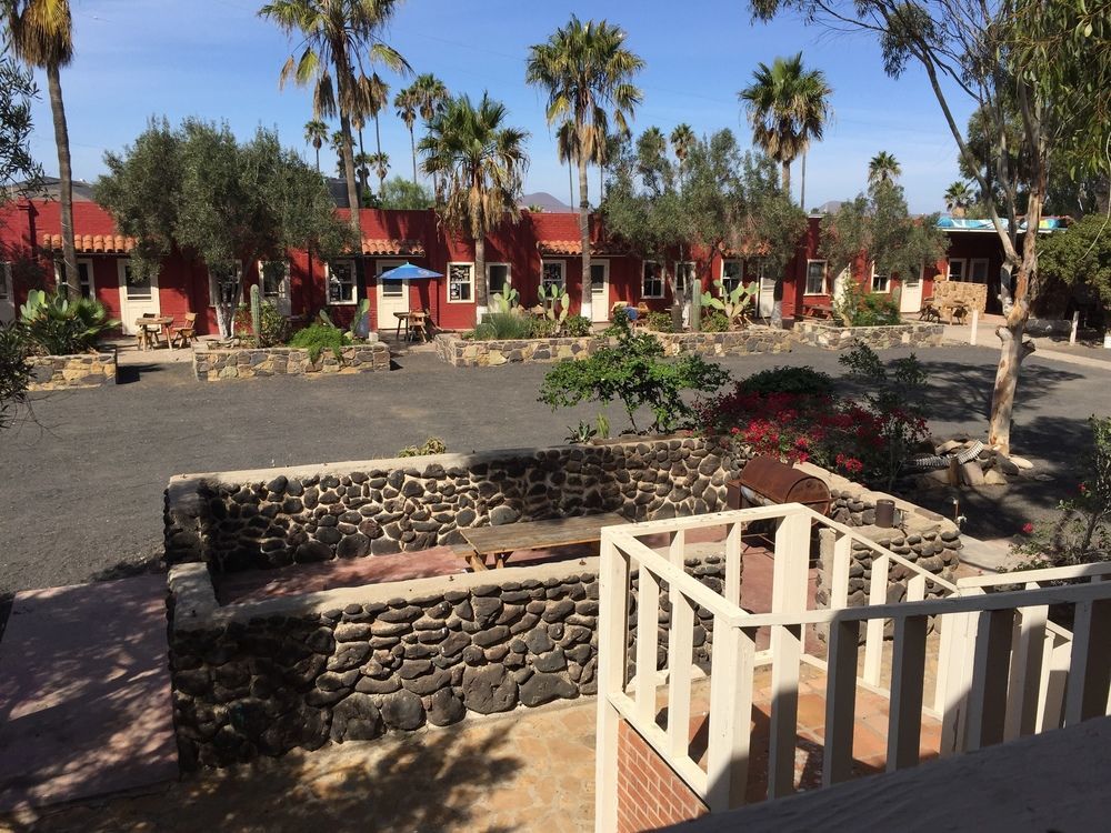 Old Mill Hotel San Quintin 外观 照片