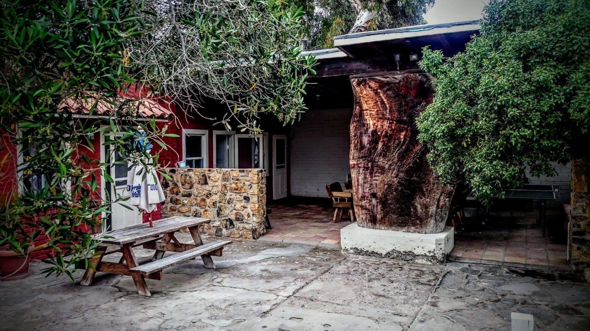 Old Mill Hotel San Quintin 外观 照片