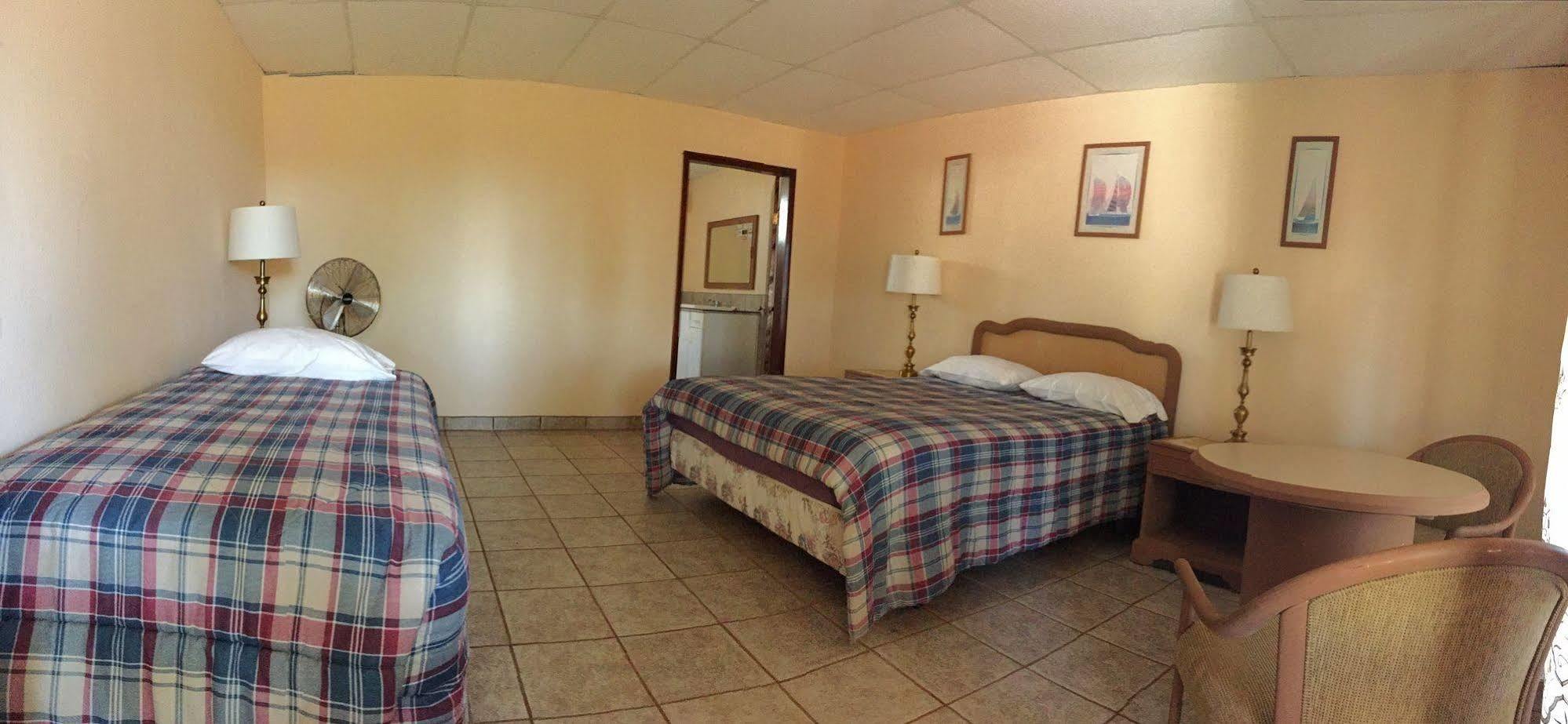 Old Mill Hotel San Quintin 外观 照片